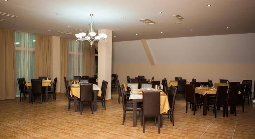 Gtm Plaza Hotel Tbilisi Exterior photo